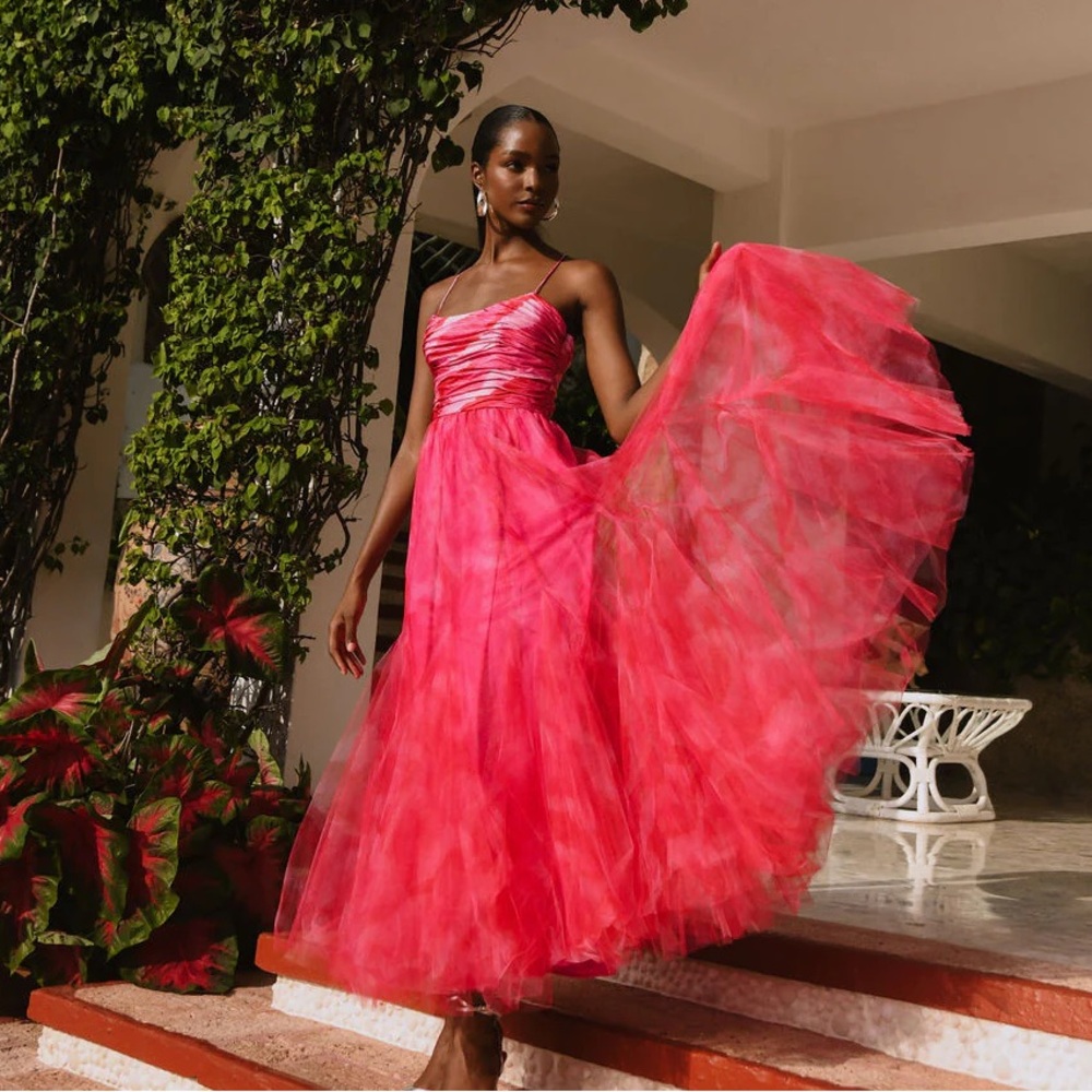 Hutch Toni Gown in pink